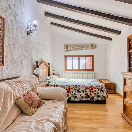 Ferienhaus Escape With Pool